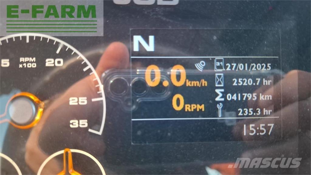 JCB 4220 fastrac Traktori