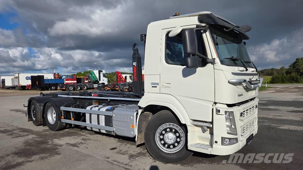 Volvo FM460 6X2*4 Rol kiper kamioni sa kukom za podizanje tereta