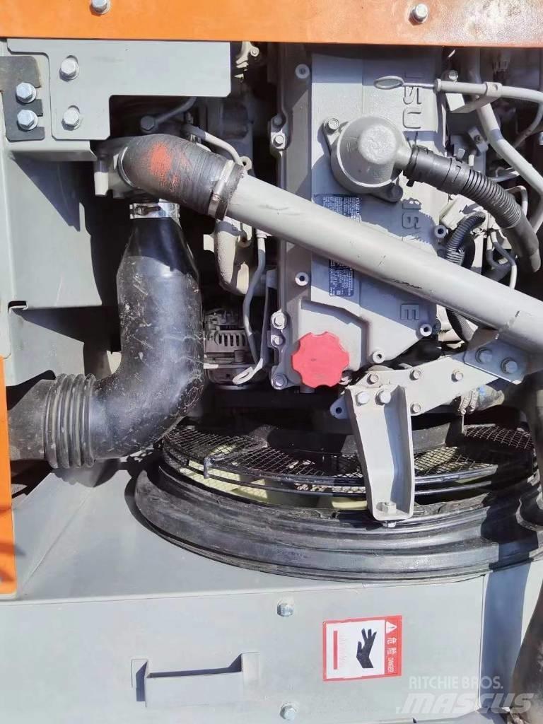 Hitachi Zaxis 200 LC Bageri guseničari