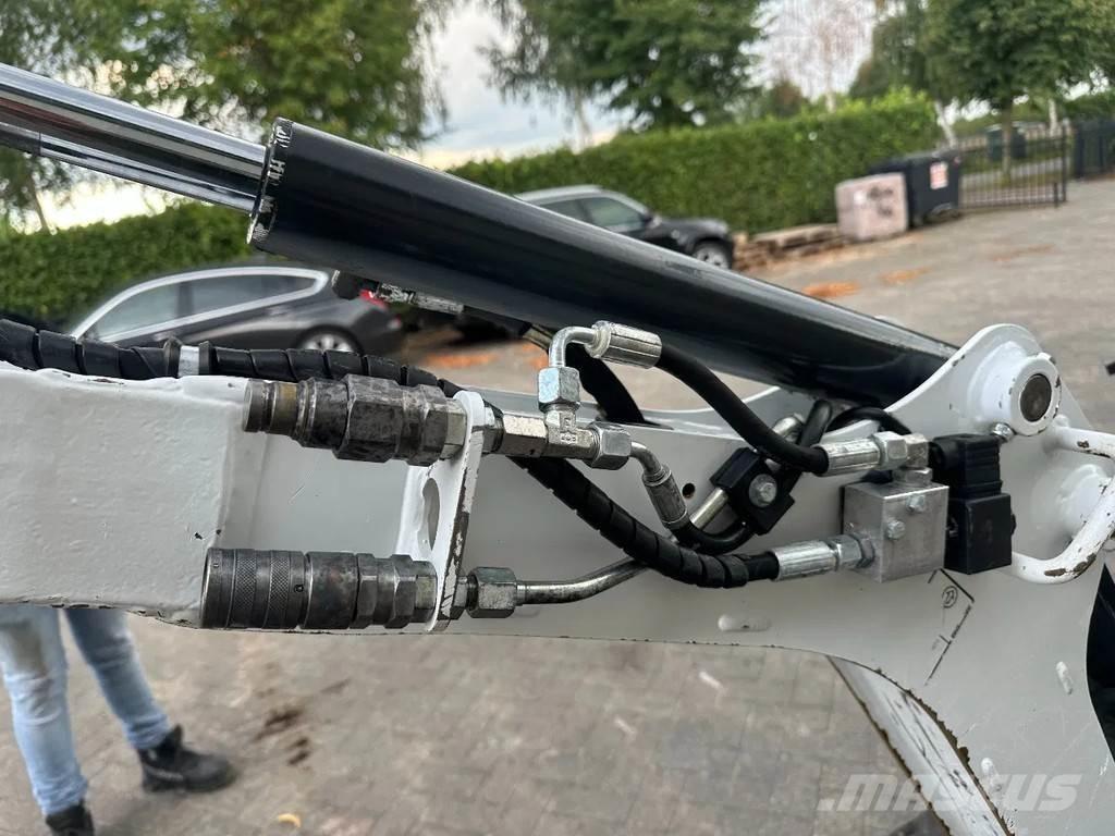 Bobcat E10 Mini bageri < 7t