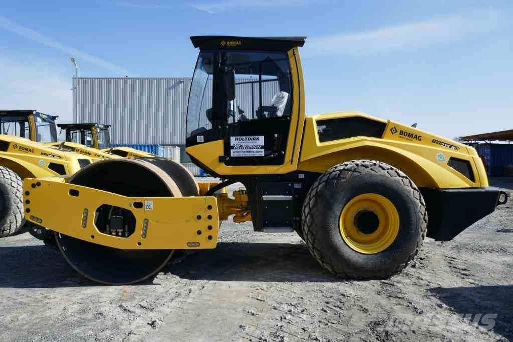 Bomag BW 213 D-5 Nabijači zemlje
