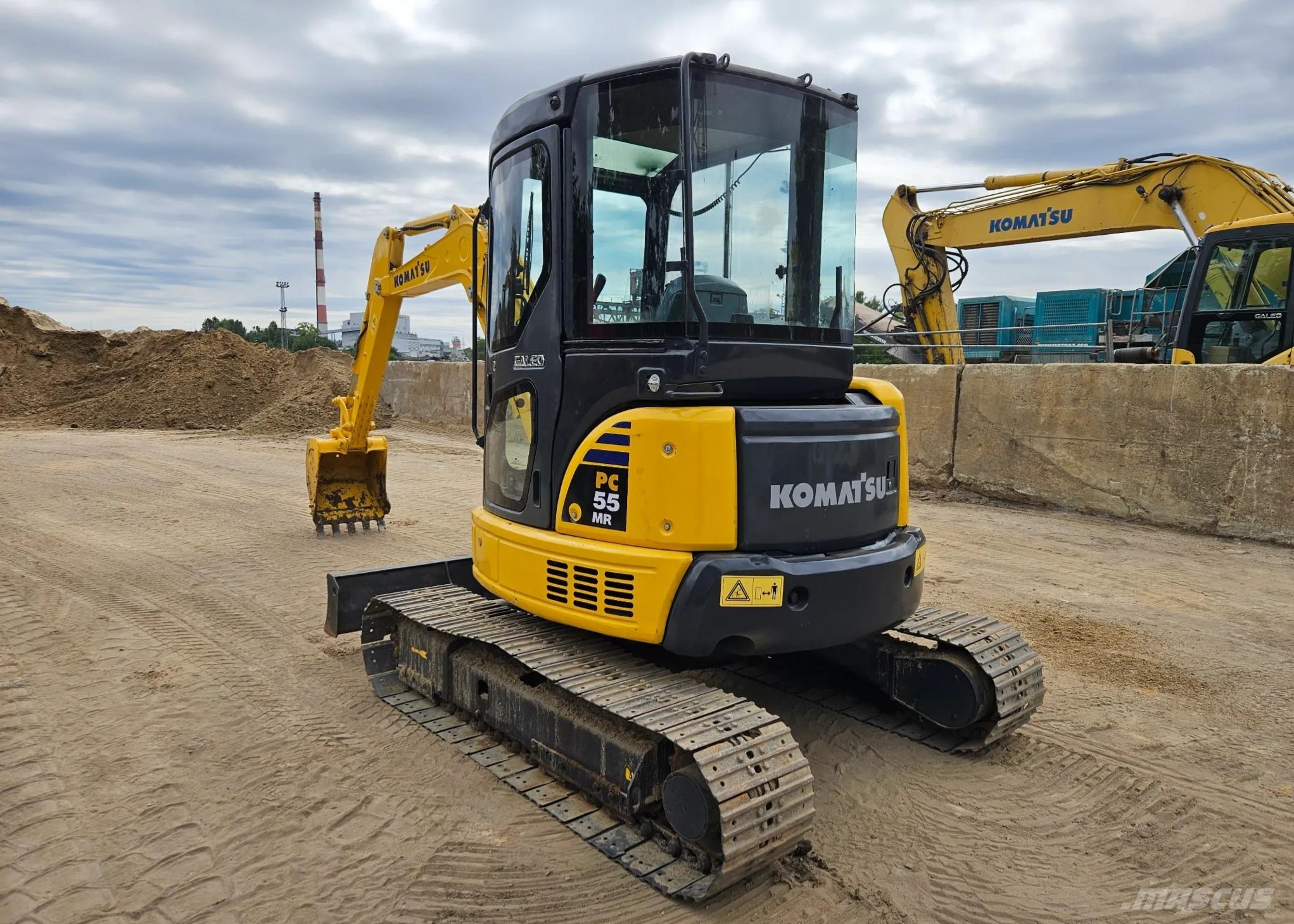 Komatsu PC55 Bageri guseničari