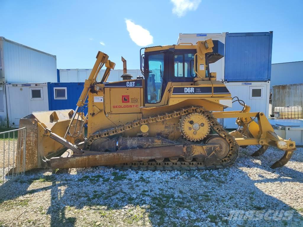 CAT D 6 R XL Buldožeri guseničari