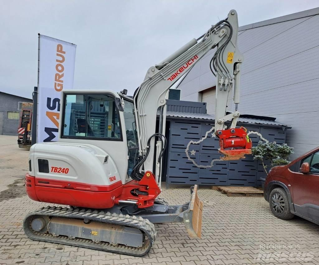 Takeuchi TB 240 Mini bageri < 7t