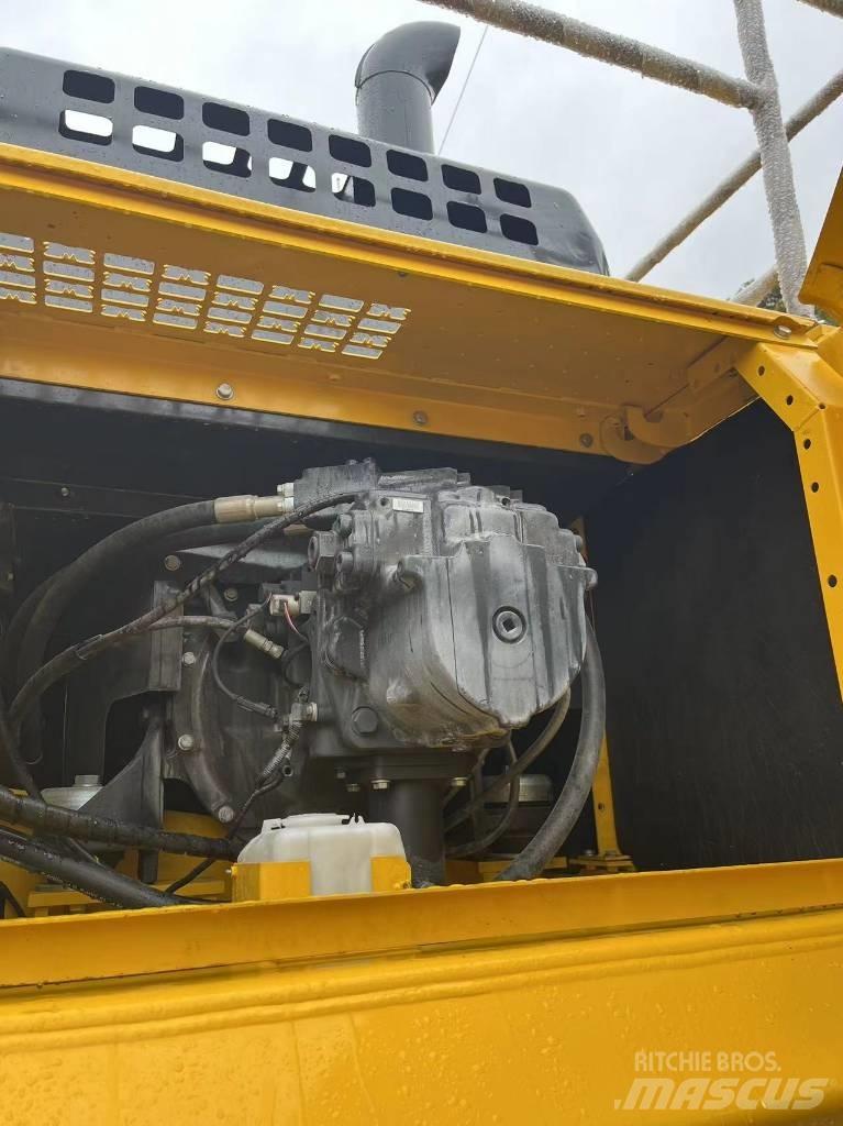 Komatsu PC 450-8 Bageri guseničari