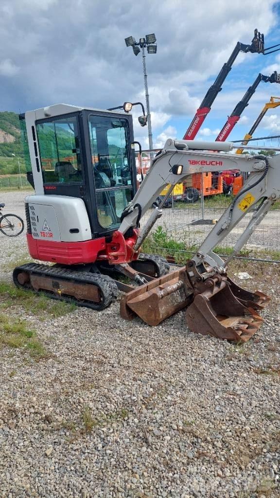 Takeuchi TB 23 R Mini bageri < 7t