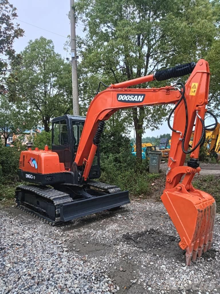 Doosan DH 60-7 Bageri guseničari