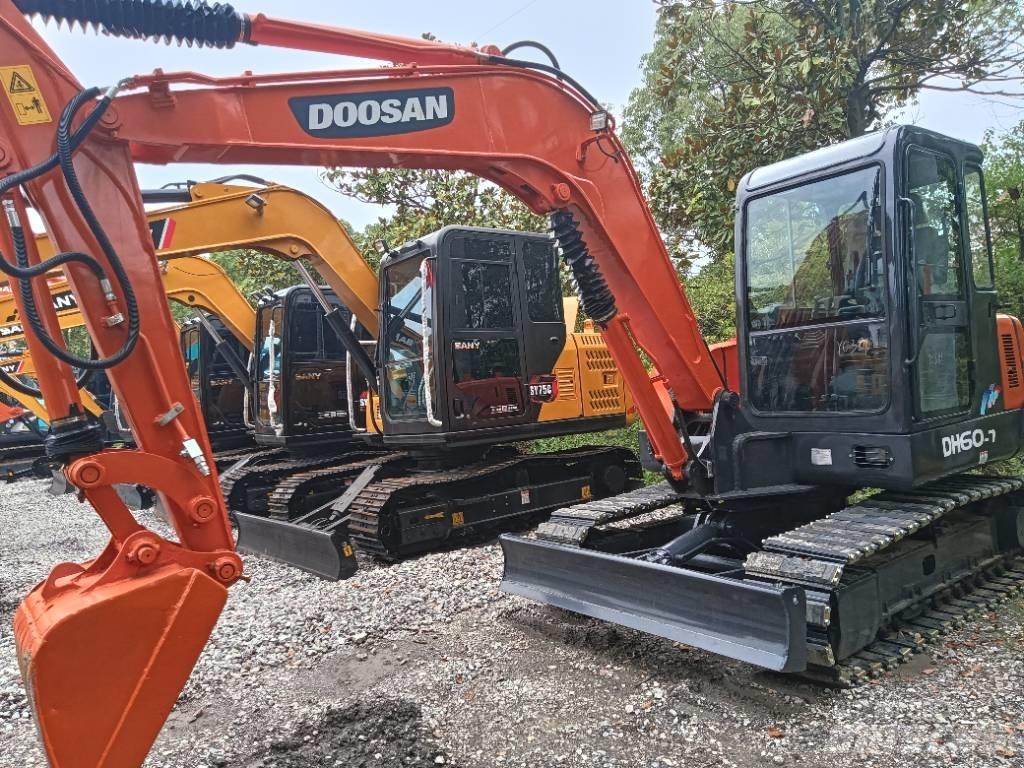Doosan DH 60-7 Bageri guseničari