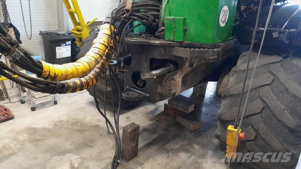 John Deere 1110 D Forvarderi