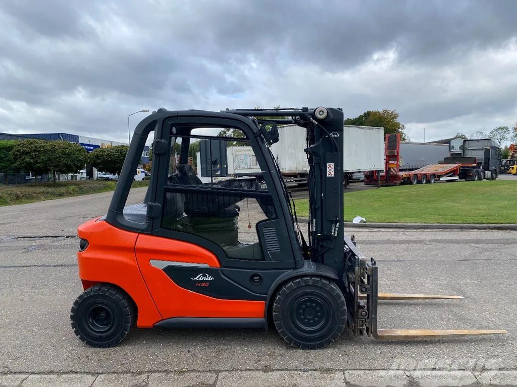 Linde H30D-01 Dizelski viljuškari