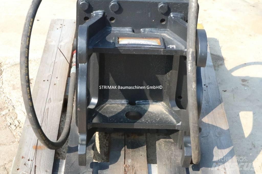 CAT H 65 Čekići