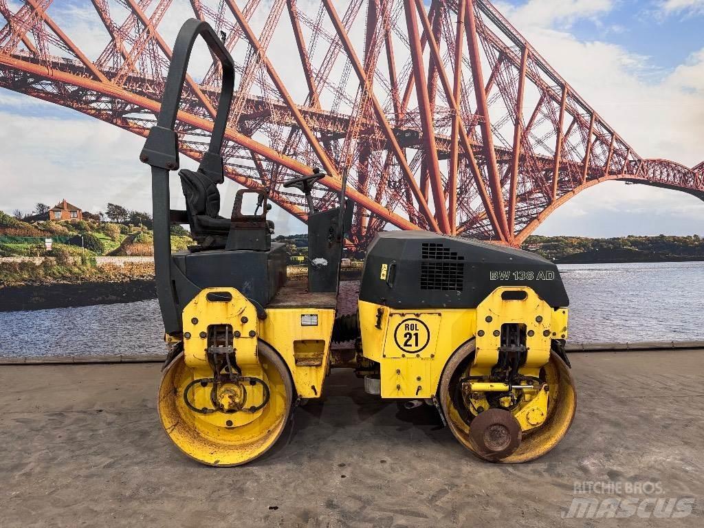Bomag BW 138 AD Valjci sa duplim bubnjem