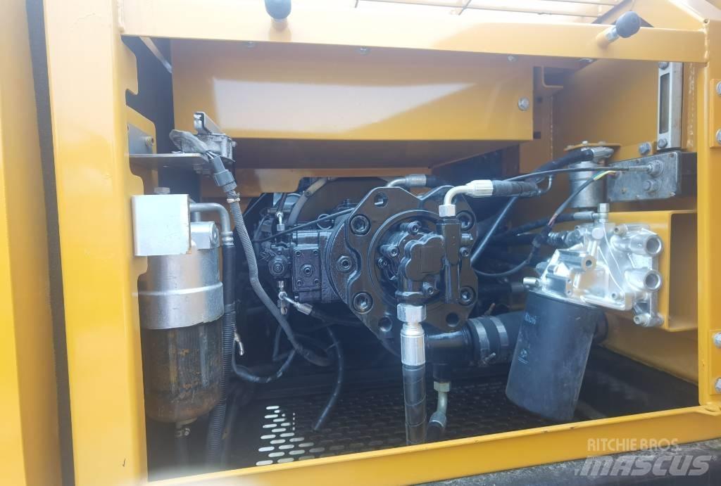 Sany SY 215 C Bageri guseničari