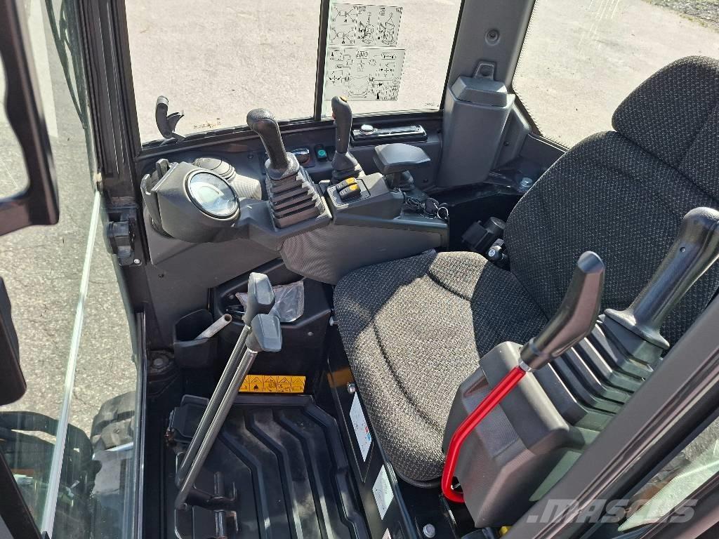 CASE CX 17 D Mini bageri < 7t