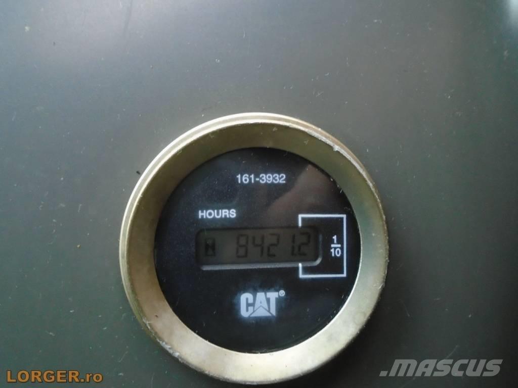 CAT 323 D Bageri guseničari