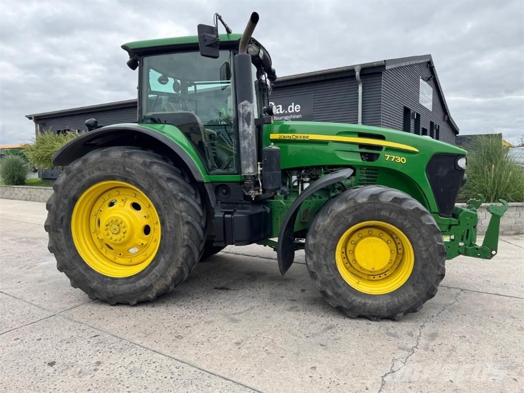 John Deere 7730 Traktori