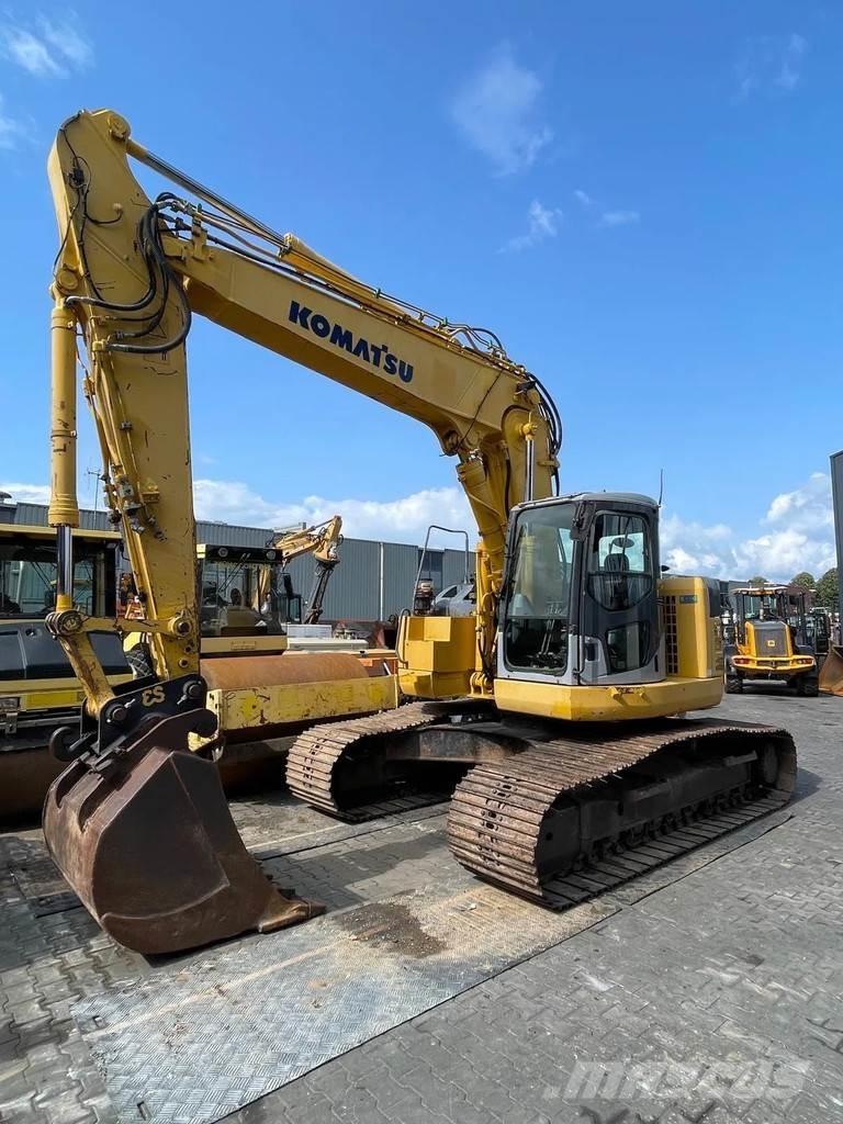 Komatsu PC228US-3 Bageri guseničari
