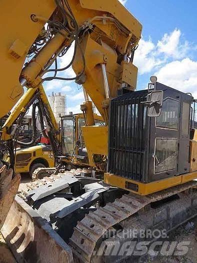 Liebherr 944C Polovni specijalni bageri
