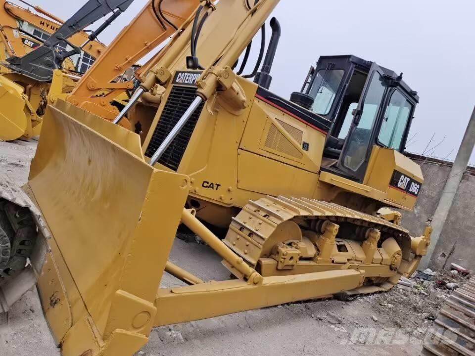 CAT D 6 G Buldožeri guseničari