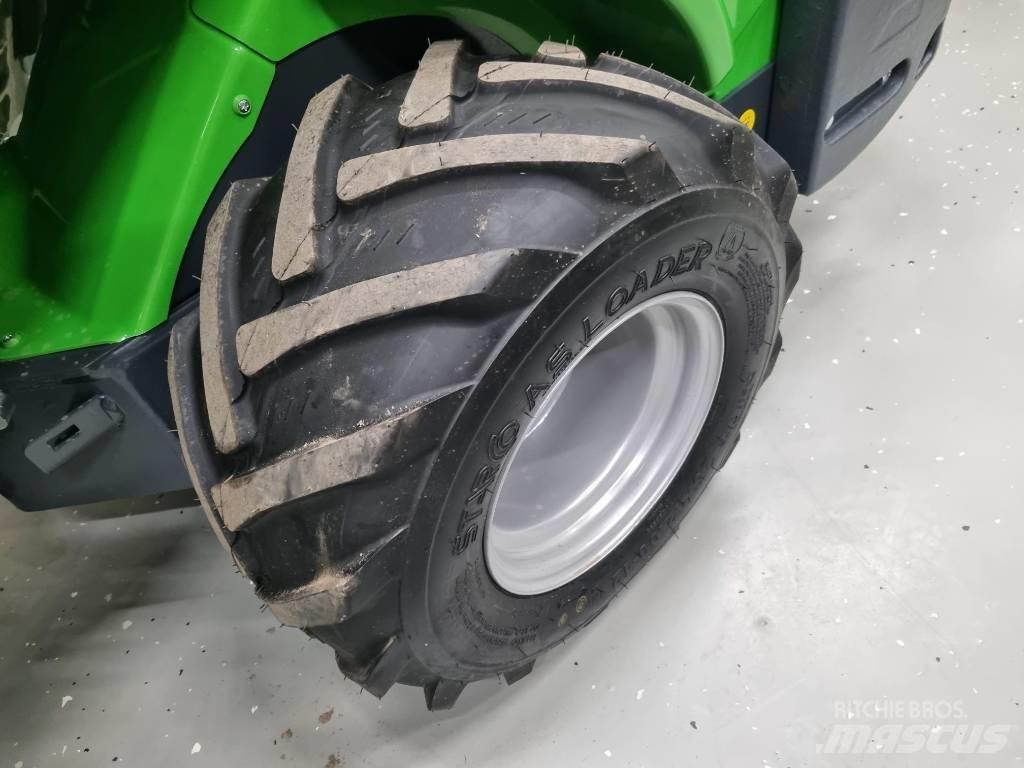 Avant 528 Skid steer mini utovarivači