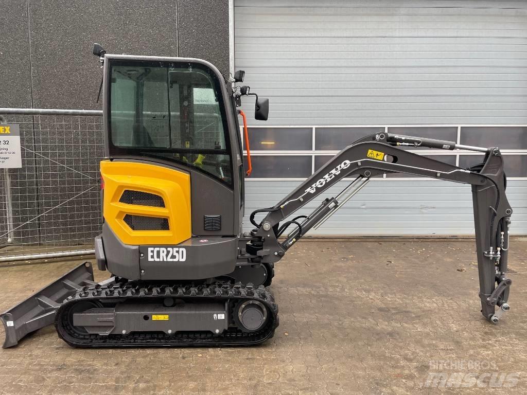 Volvo ECR25D Mini bageri < 7t