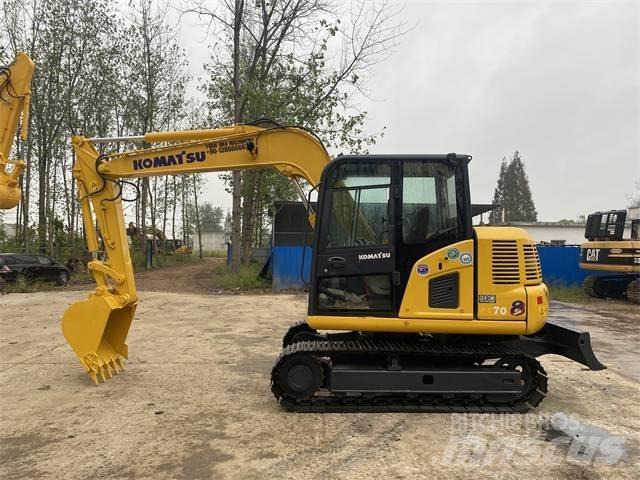 Komatsu PC70-8 Bageri guseničari