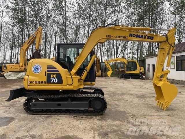 Komatsu PC70-8 Bageri guseničari