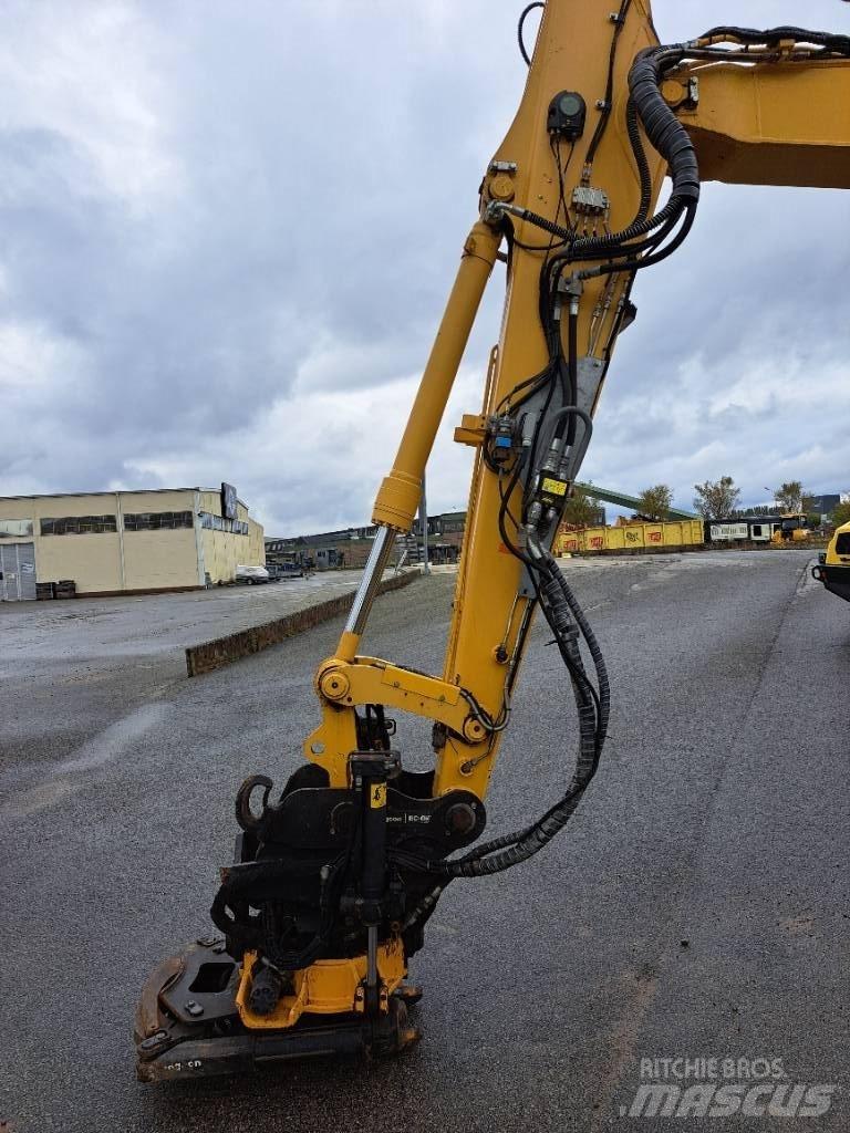 Komatsu PW148-11 Bageri točkaši