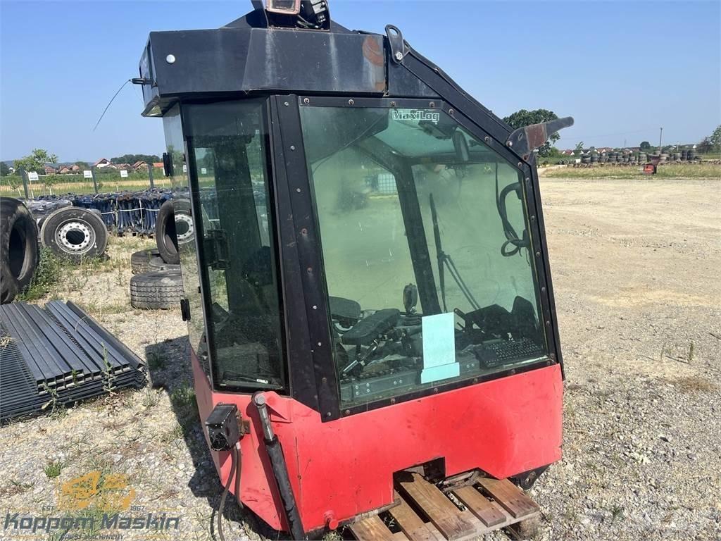 Valmet 911.1 Kabine i unutrašnjost