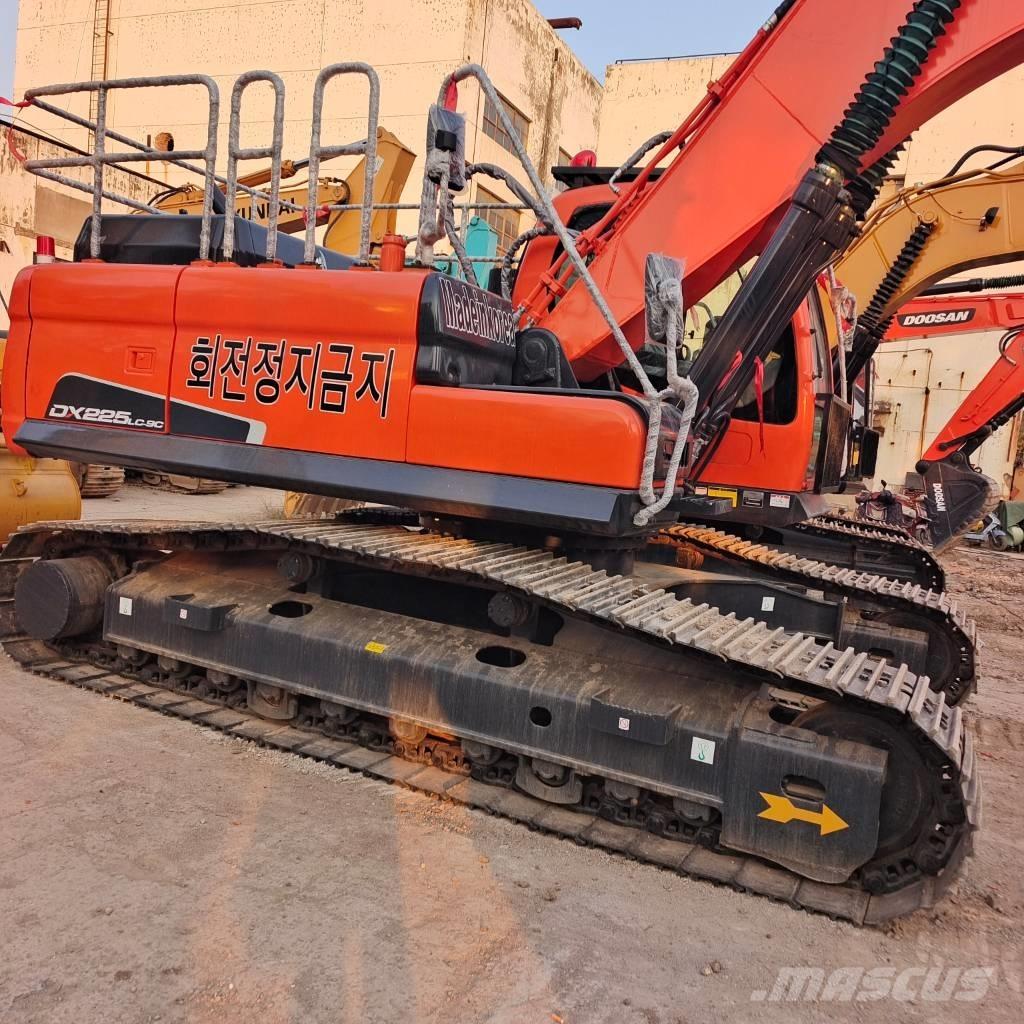 Doosan DX 300LC-9C Bageri guseničari