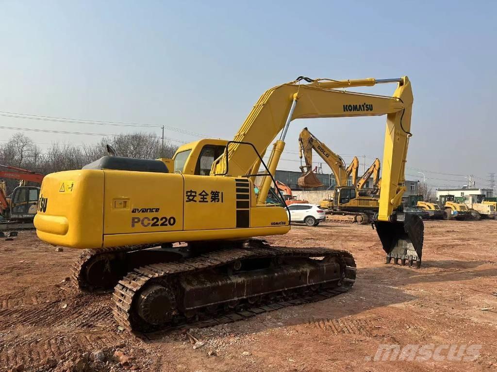 Komatsu PC 220 Bageri guseničari