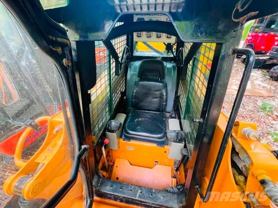 CASE 465 HD Skid steer mini utovarivači