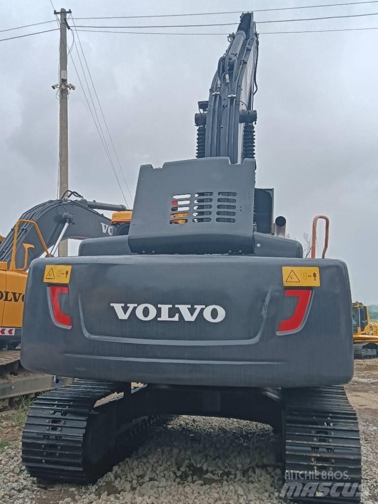 Volvo EC 240 Bageri guseničari