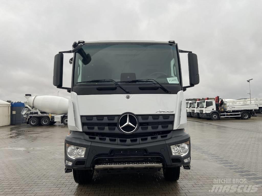Mercedes-Benz 4143 Kiperi kamioni