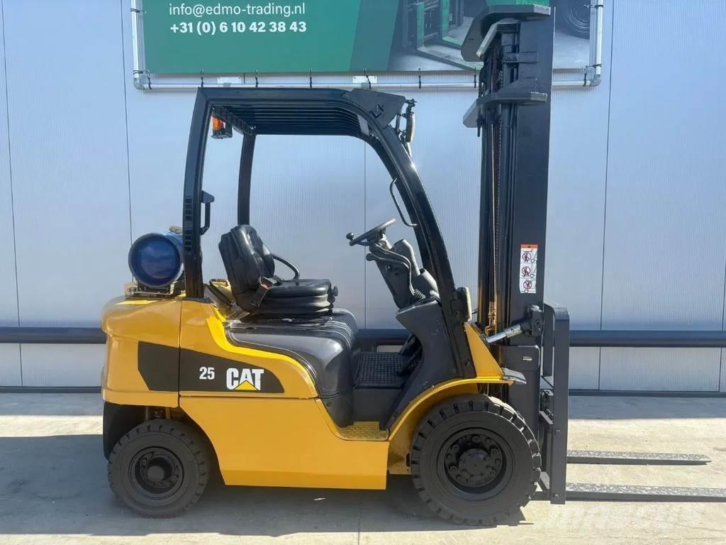 CAT GP25N Heftruck Plinski viljuškari