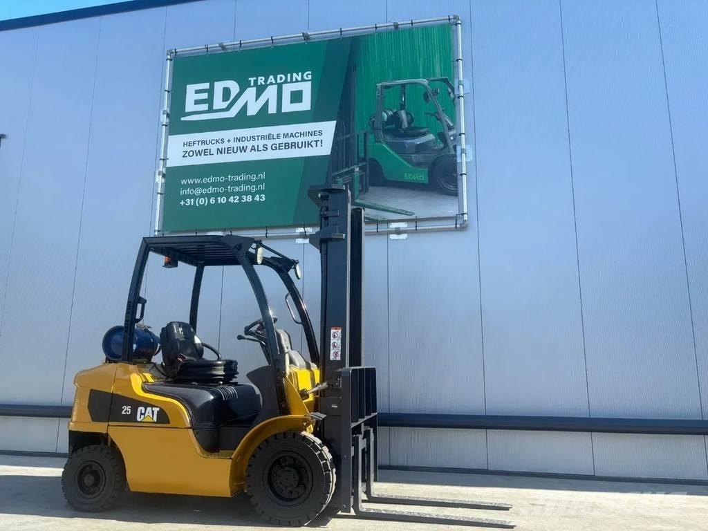 CAT GP25N Heftruck Plinski viljuškari