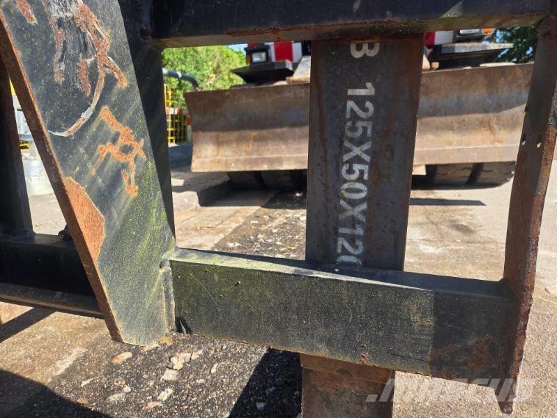 Hitachi Zaxis 140 W Bageri točkaši