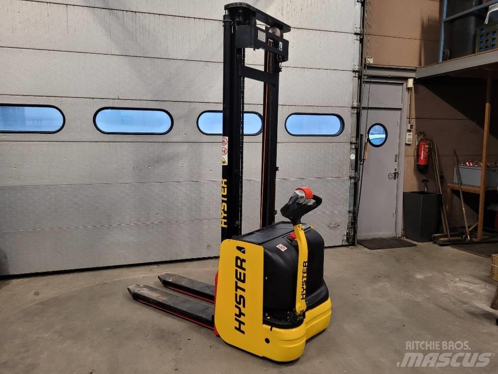Hyster S 1.6 Ručni električni viljuškar