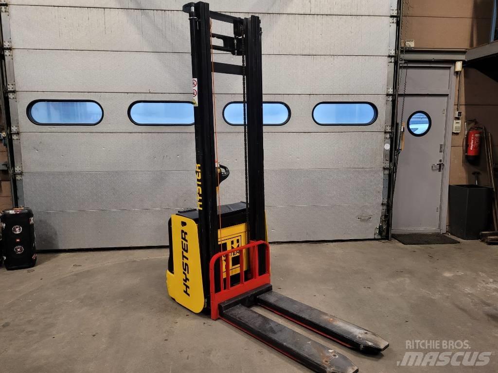 Hyster S 1.6 Ručni električni viljuškar
