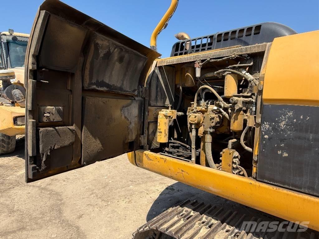 CAT 324 D Bageri guseničari