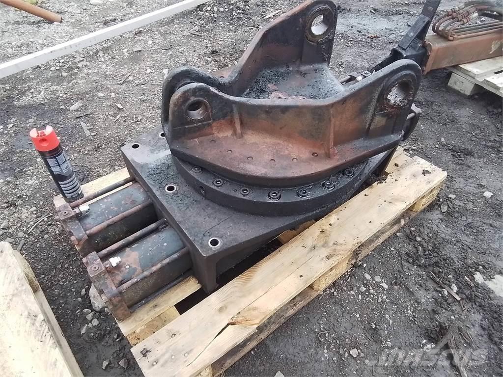 Rottne RG83 Kranovi za debla