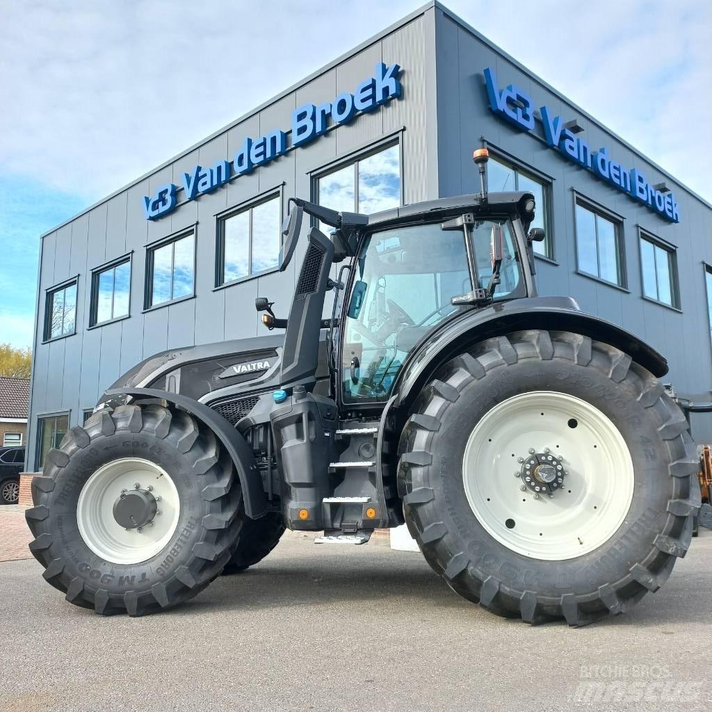 Valtra Q 305 DEMO Traktori