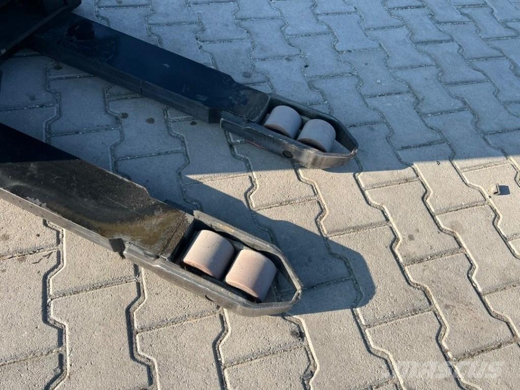 Toyota SPE 140 Ručni električni viljuškar