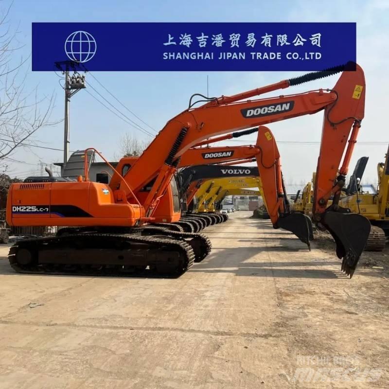 Doosan DH 225 LC-7 Bageri guseničari