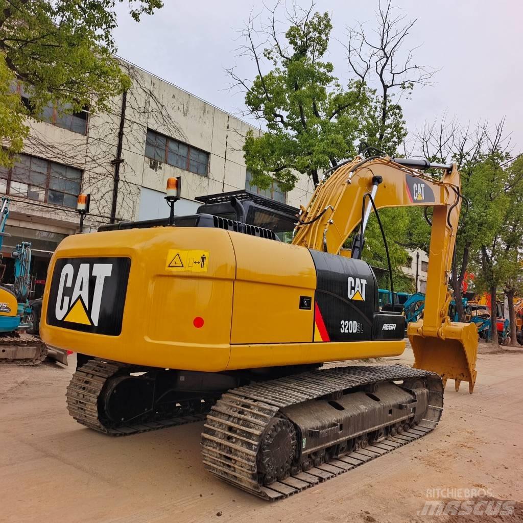 CAT 320 D2L Bageri guseničari