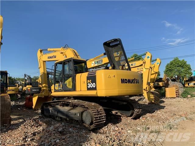 Komatsu PC300-7 Bageri guseničari