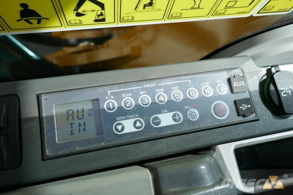 CAT 352 Bageri guseničari