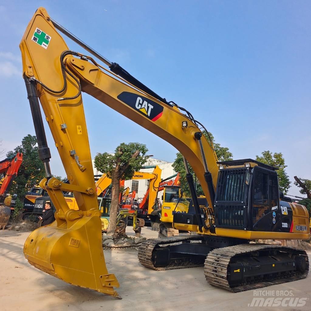 CAT 330D2L Bageri guseničari