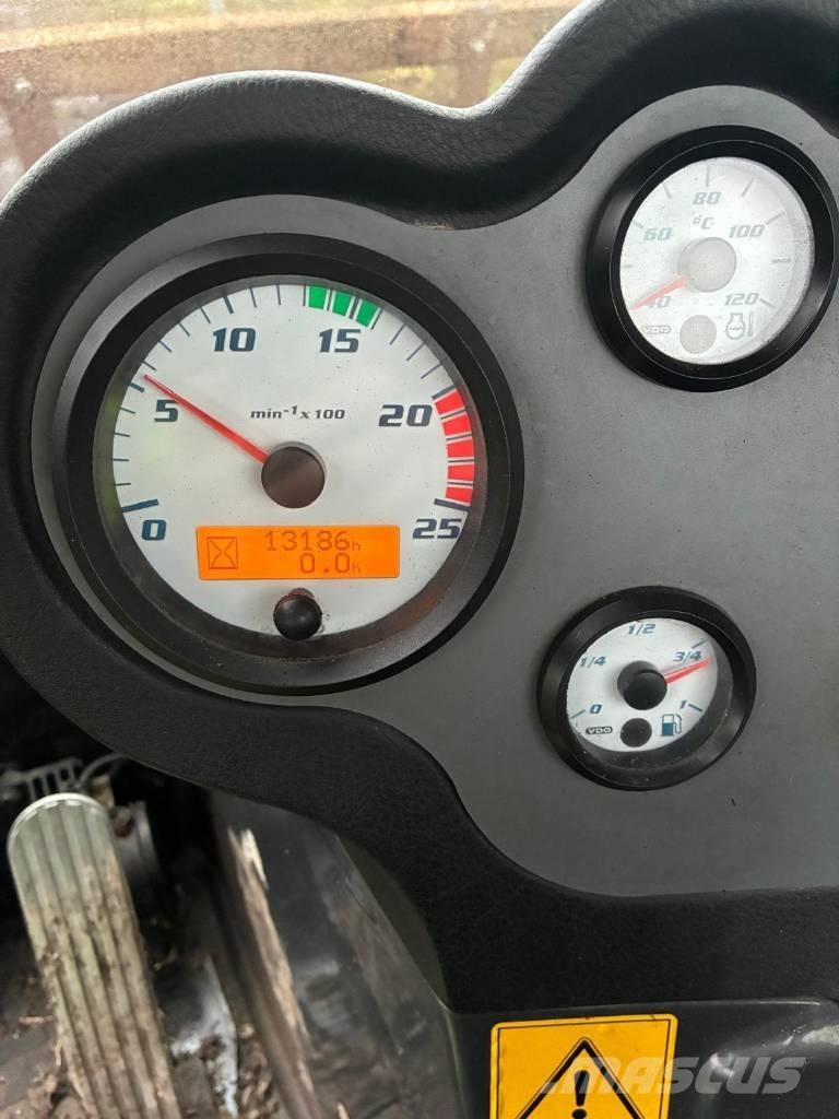  Pisten bully 600 Vozila za prevoz opreme za rad