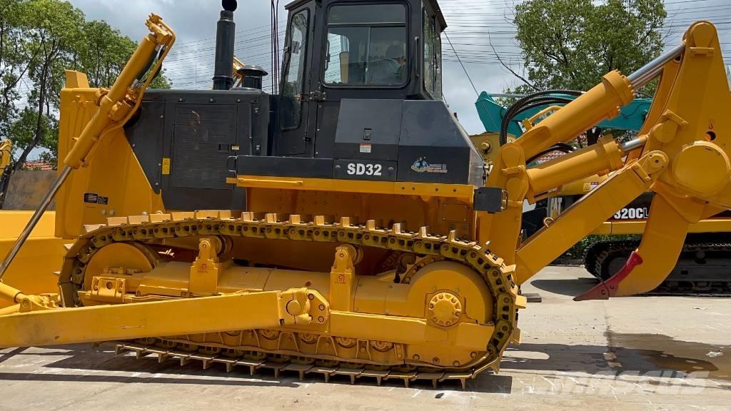 Shantui SD 32 D Buldožeri guseničari